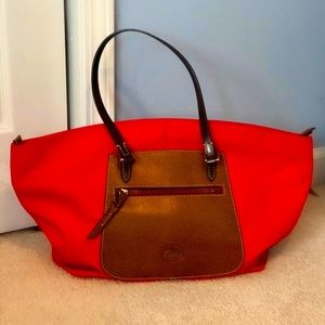 Dooney & Bourke Tote
